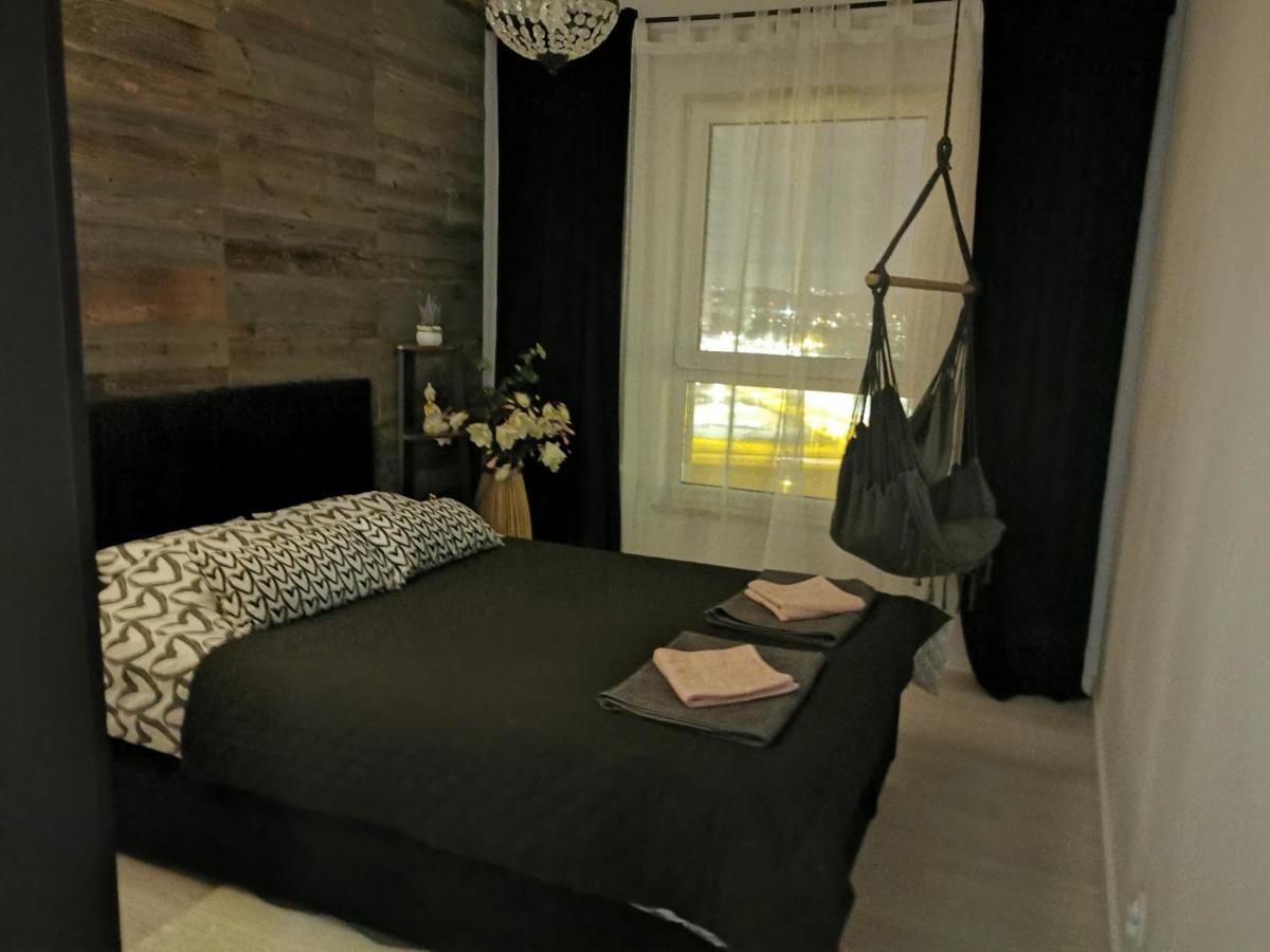 Apartament Przy Bursztynowym Stadionie Gdańsk Exterior foto
